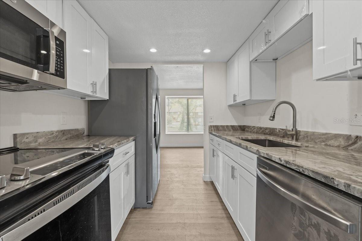 4945 SANOMA VILLAGE B