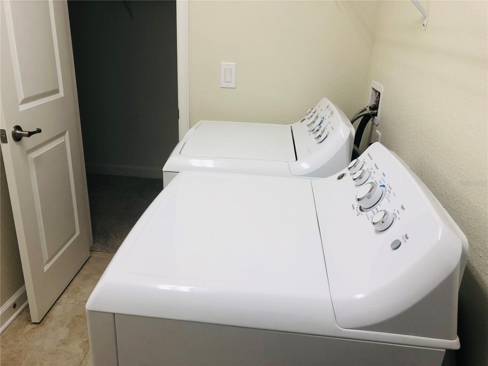 STOREY LAKE - Residential Lease