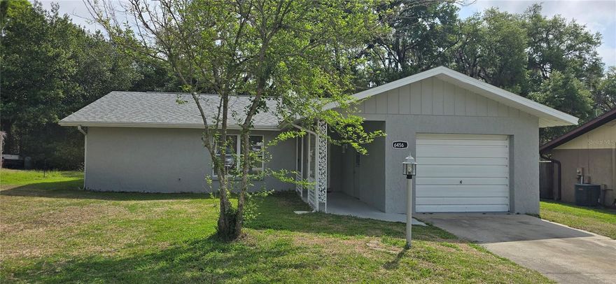 ** MOTIVATED SELLER ** Welcome to this charming home located in the desirable Ridge Manor West community of Brooksville, with no HOA! This well-maintained property features a fully fenced backyard, offering privacy and plenty of space to enjoy the outdoors. Inside, you’ll find new flooring and a new roof, giving peace of mind and a fresh, updated feel throughout. The home offers 2 spacious bedrooms, each with its own private bathroom, creating an ideal setup for comfort and convenience. A versatile bonus room, currently used as a third bedroom, adds extra flexibility for guests, a home office, or additional living space. The enclosed lanai provides a unique connection between the main living area and the bonus room, making it a perfect spot to relax or entertain year-round. A one-car garage adds convenience and additional storage.
Located just minutes from I-75, this home offers easy access to Tampa International Airport, while still being tucked away in a quiet, peaceful area. Outdoor enthusiasts will love being close to the Croom Motorcycle Area, scenic walking trails, and nearby lakes. This property combines comfort, flexibility, and location! Schedule your showing today!