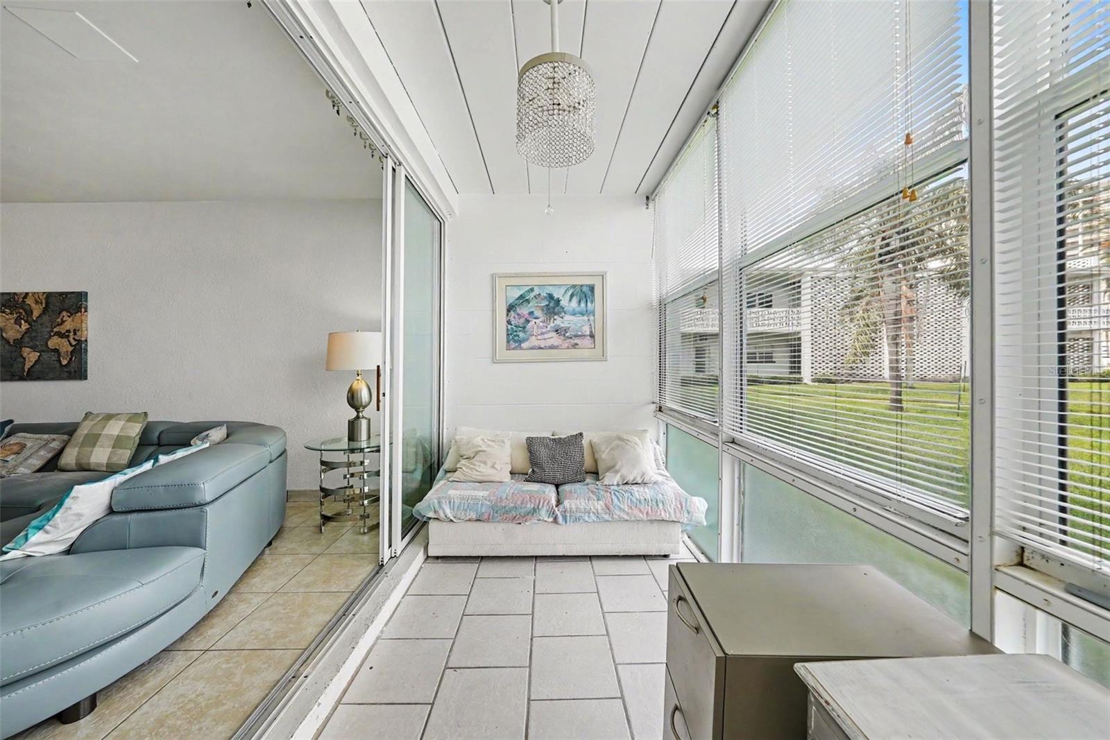 SUNSET PLAZA APTS CONDO - Residential