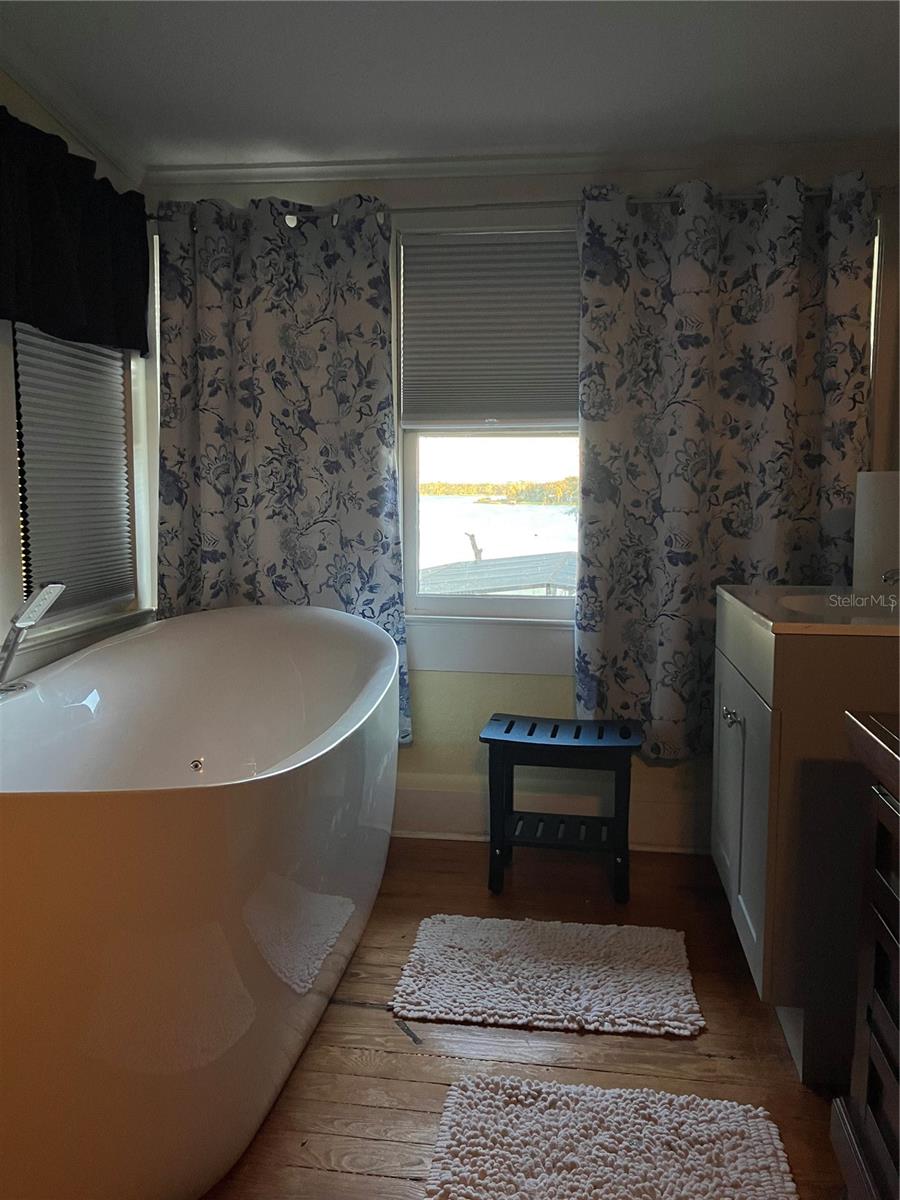 ACREAGE & UNREC - Residential