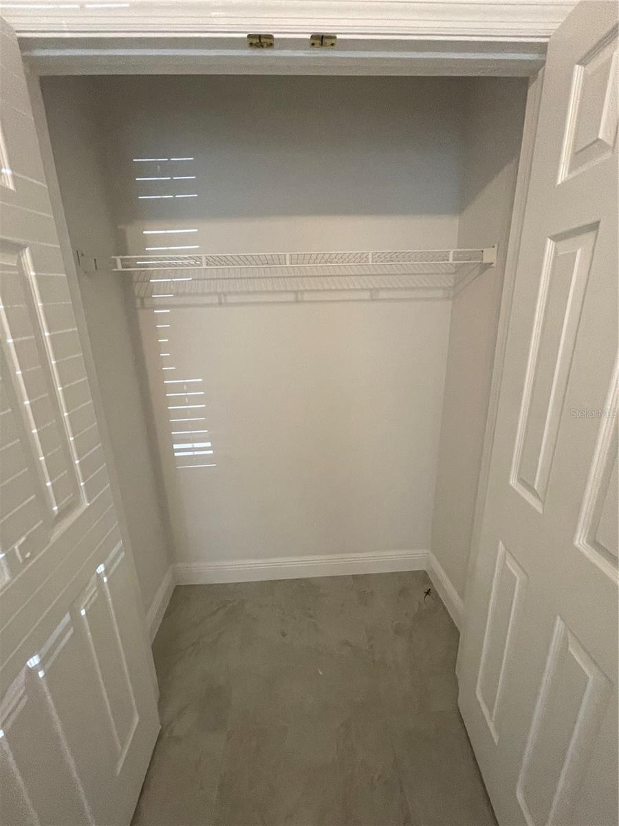 FLORA RIDGE PH 07 CONDO - Residential Lease