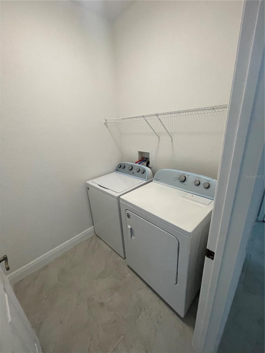 FLORA RIDGE PH 07 CONDO - Residential Lease