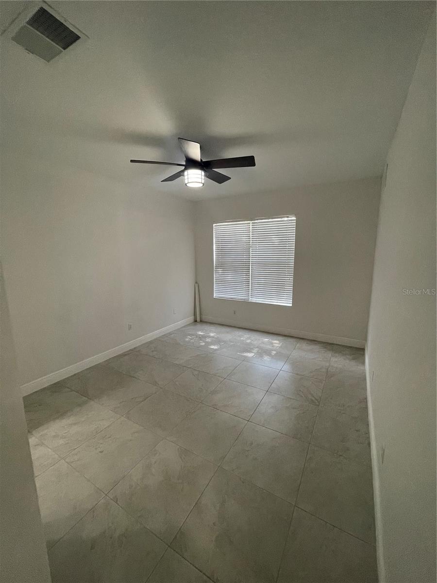 FLORA RIDGE PH 07 CONDO - Residential Lease