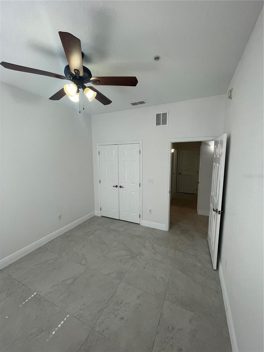 FLORA RIDGE PH 07 CONDO - Residential Lease