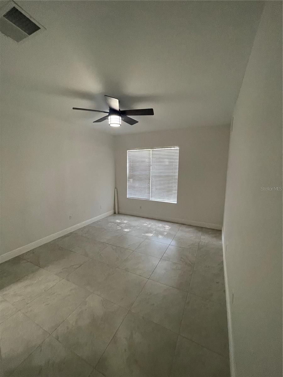 FLORA RIDGE PH 07 CONDO - Residential Lease