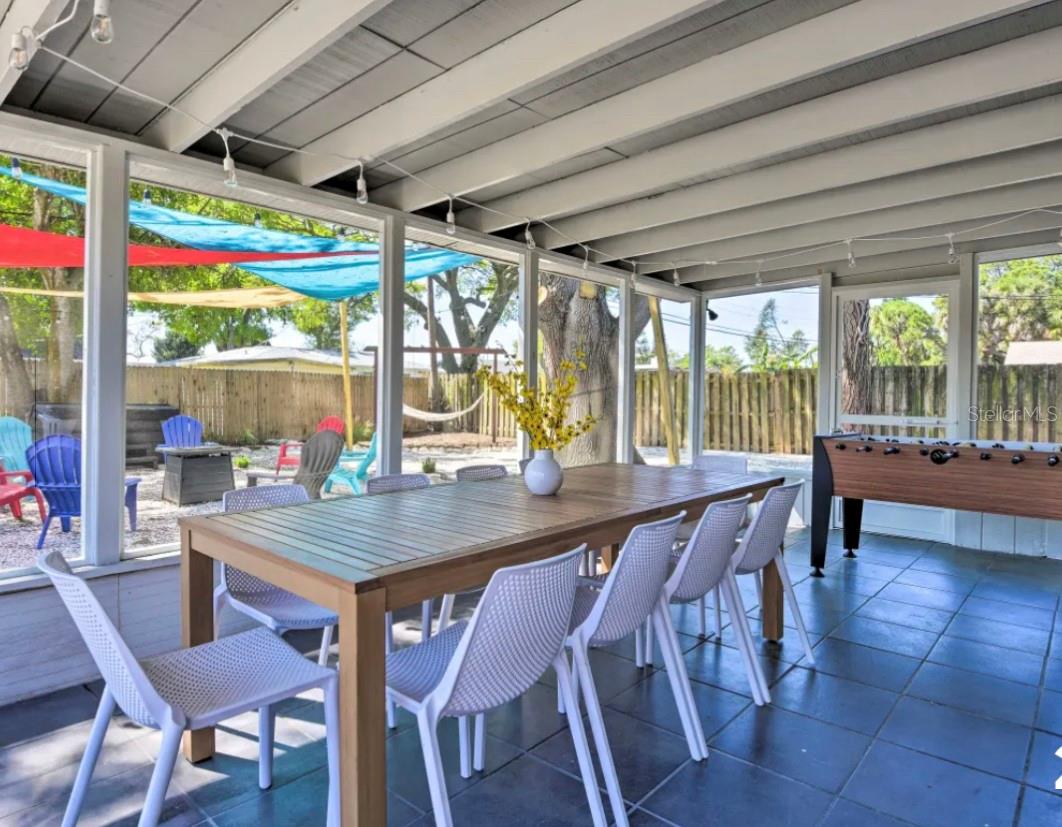 CEDAR MANOR - Residential Lease