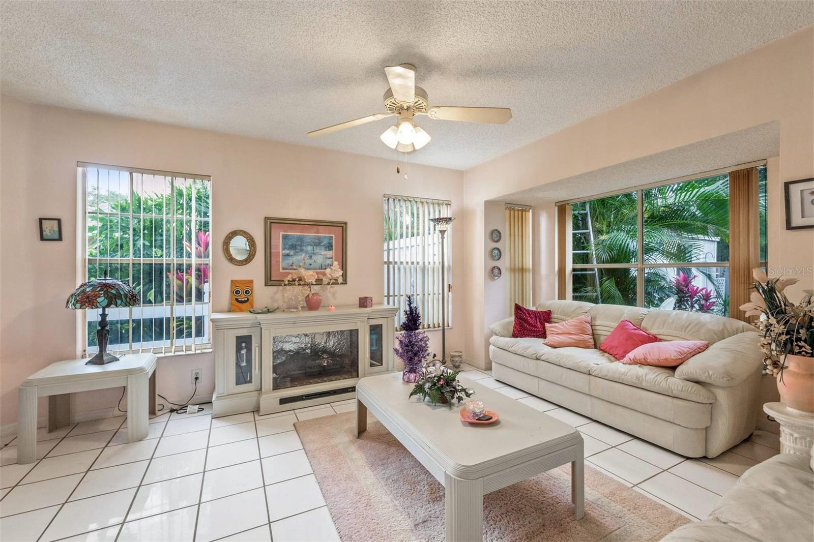 CITRUS OAKS PH 01 - Residential