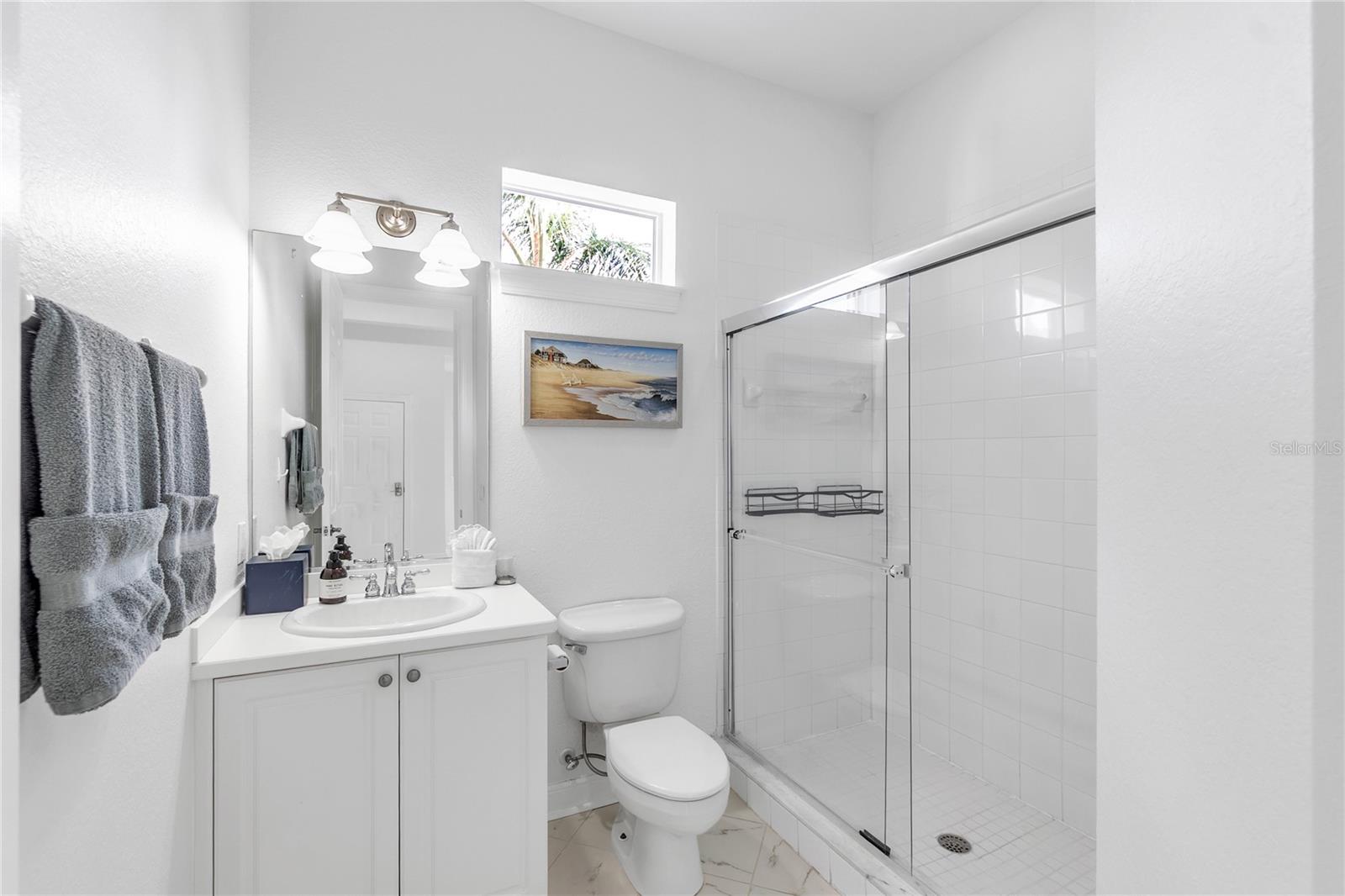 ACADEMY PARK PH II & III - Residential Lease