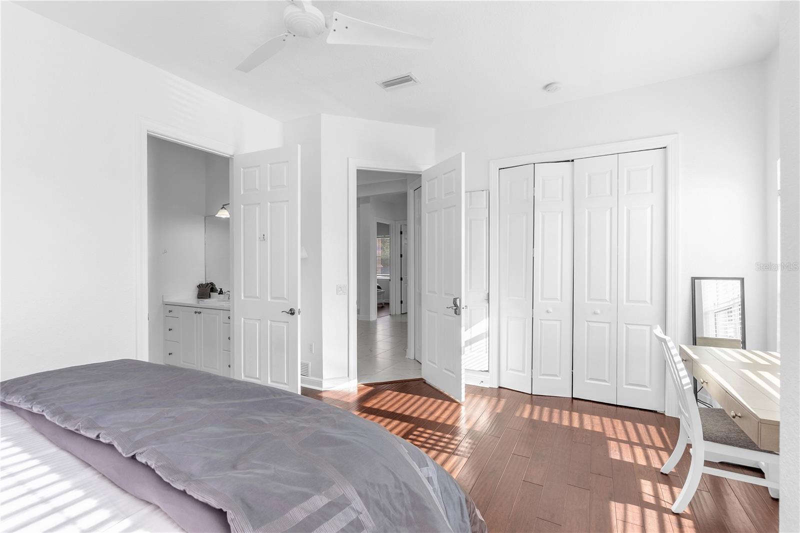 ACADEMY PARK PH II & III - Residential Lease