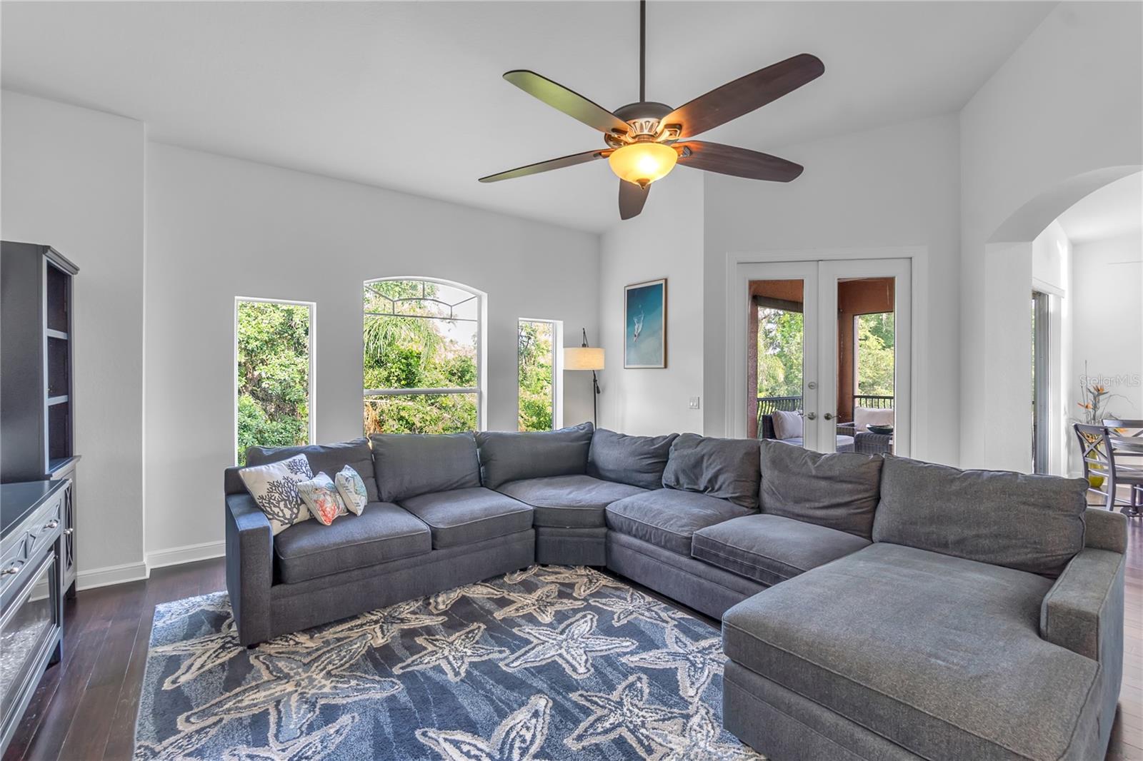 ACADEMY PARK PH II & III - Residential Lease