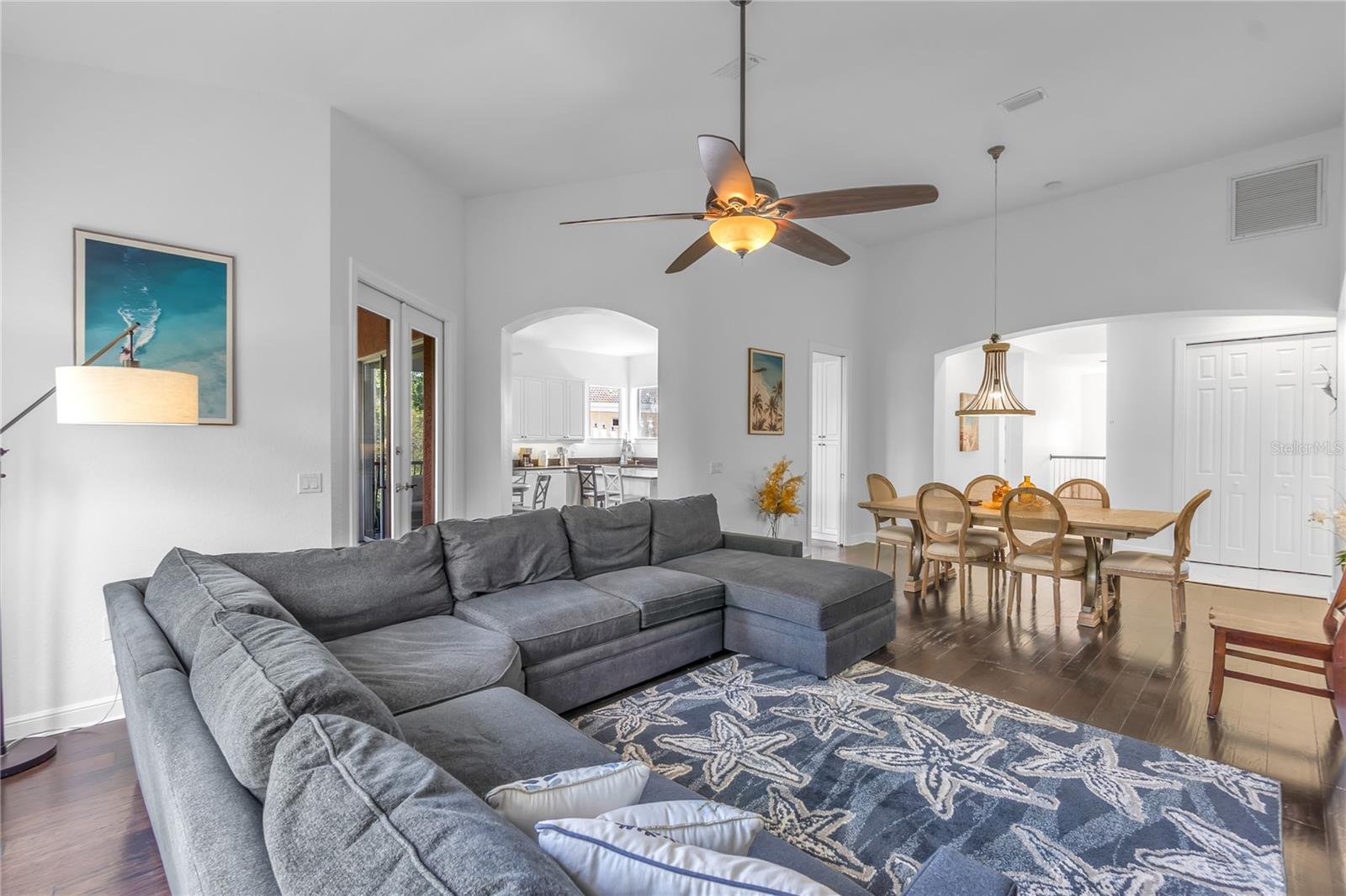 ACADEMY PARK PH II & III - Residential Lease