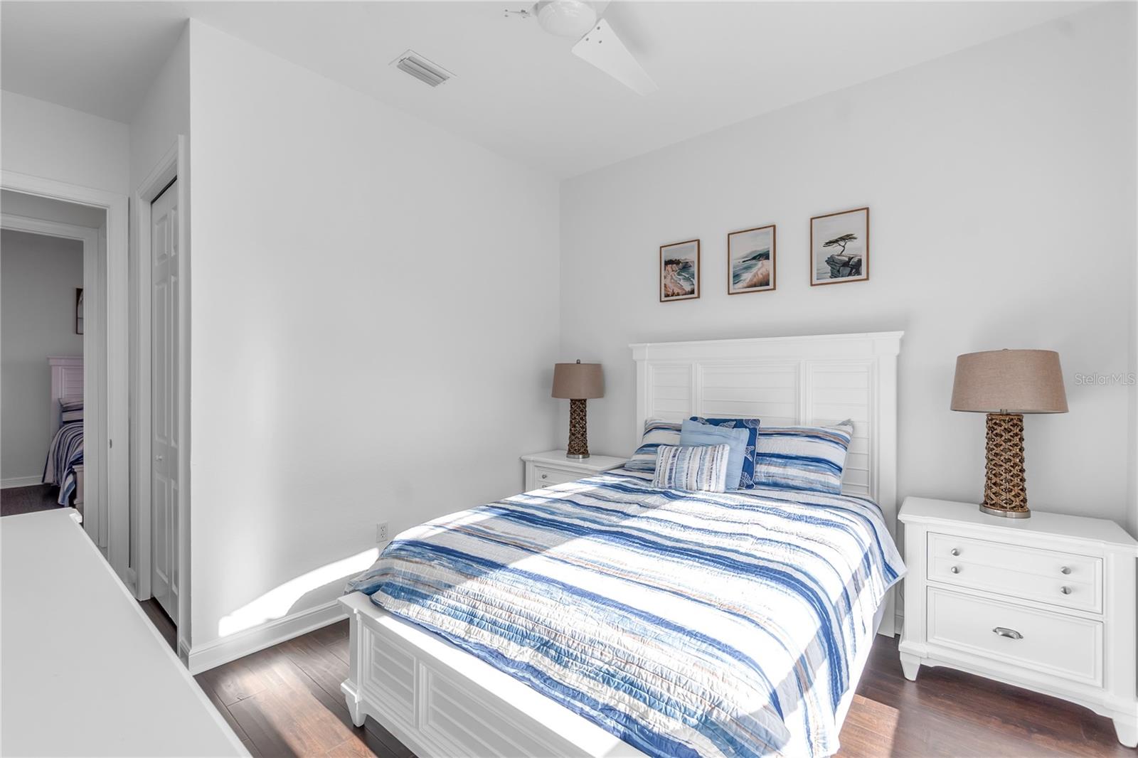 ACADEMY PARK PH II & III - Residential Lease