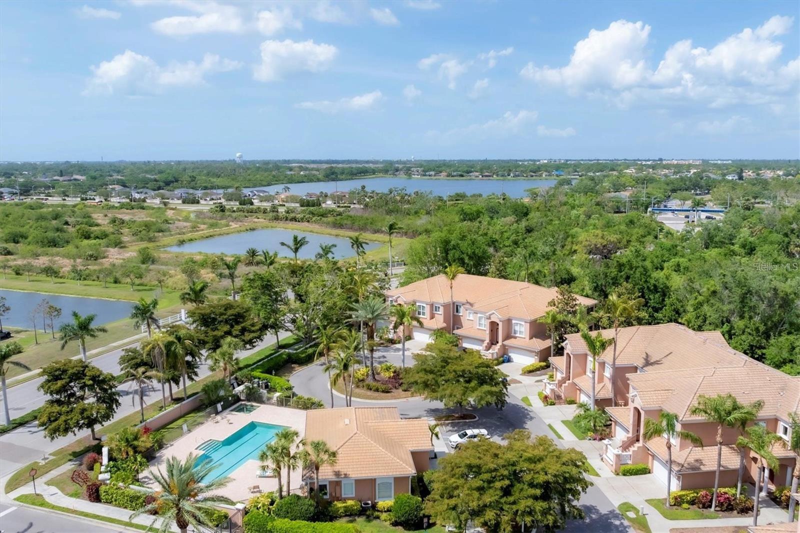 ACADEMY PARK PH II & III - Residential Lease