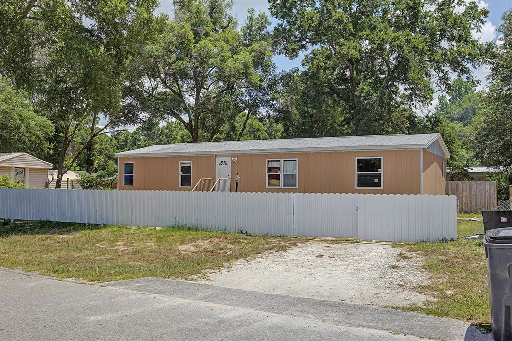Photo of 6944 SW 85th Place, Ocala, FL 34476 (MLS # OM726833)
