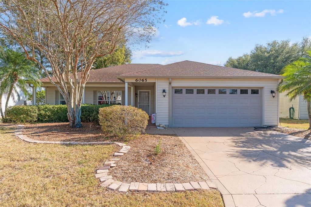Photo of 6065 Magpie Drive, Lakeland, FL 33809 (MLS # G5104761)