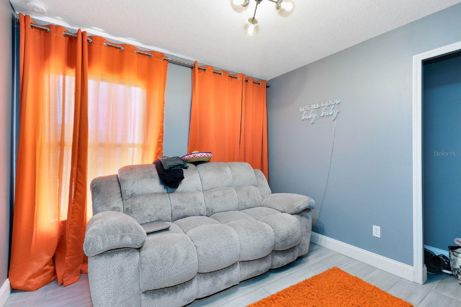 CLUBSIDE POINTE - Residential