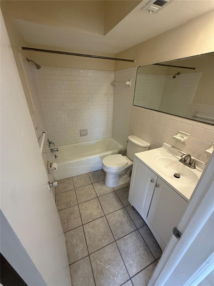 2099 KINGS HWY #1 1
