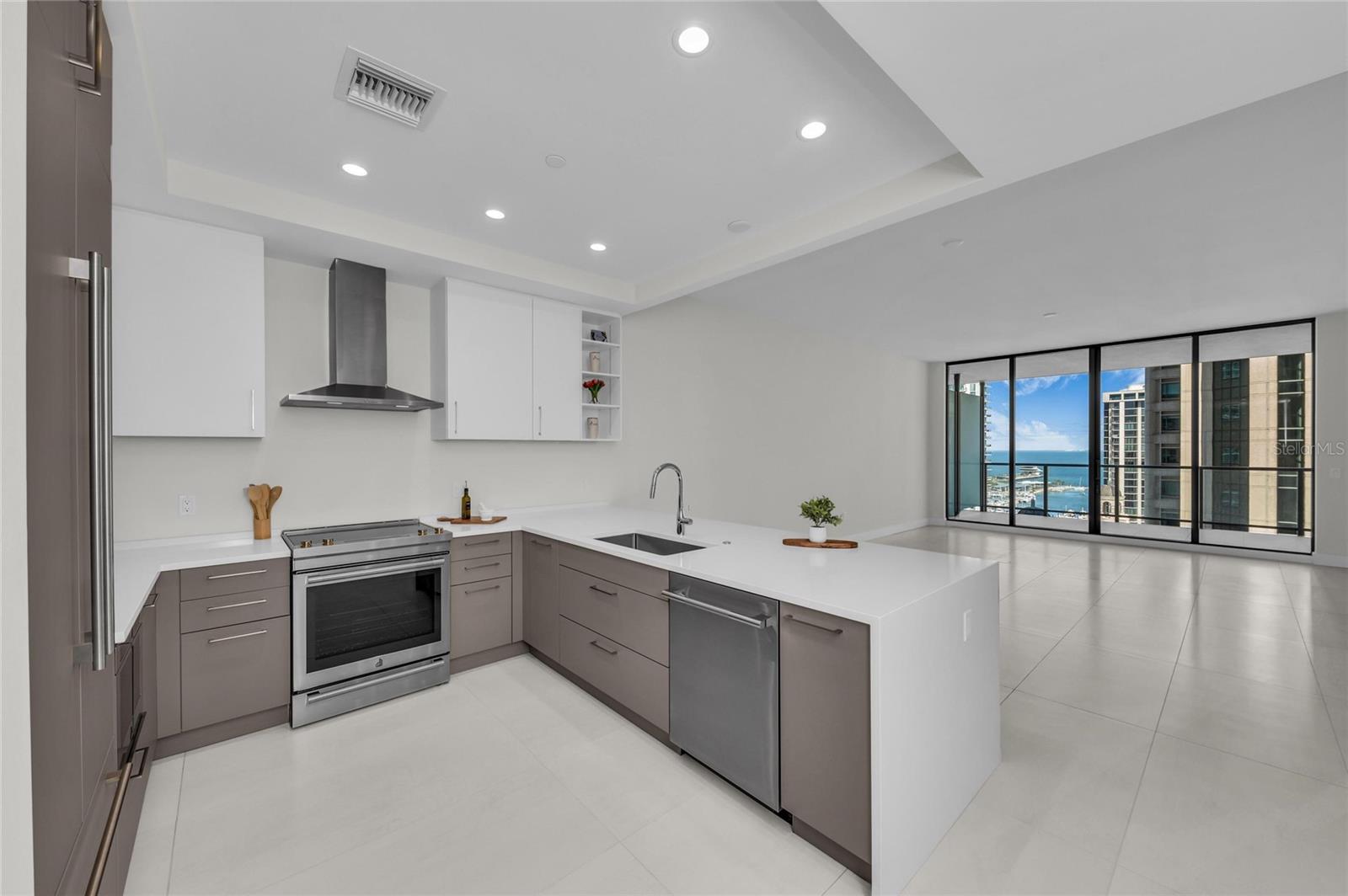 ART HOUSE CONDO - Residential Lease