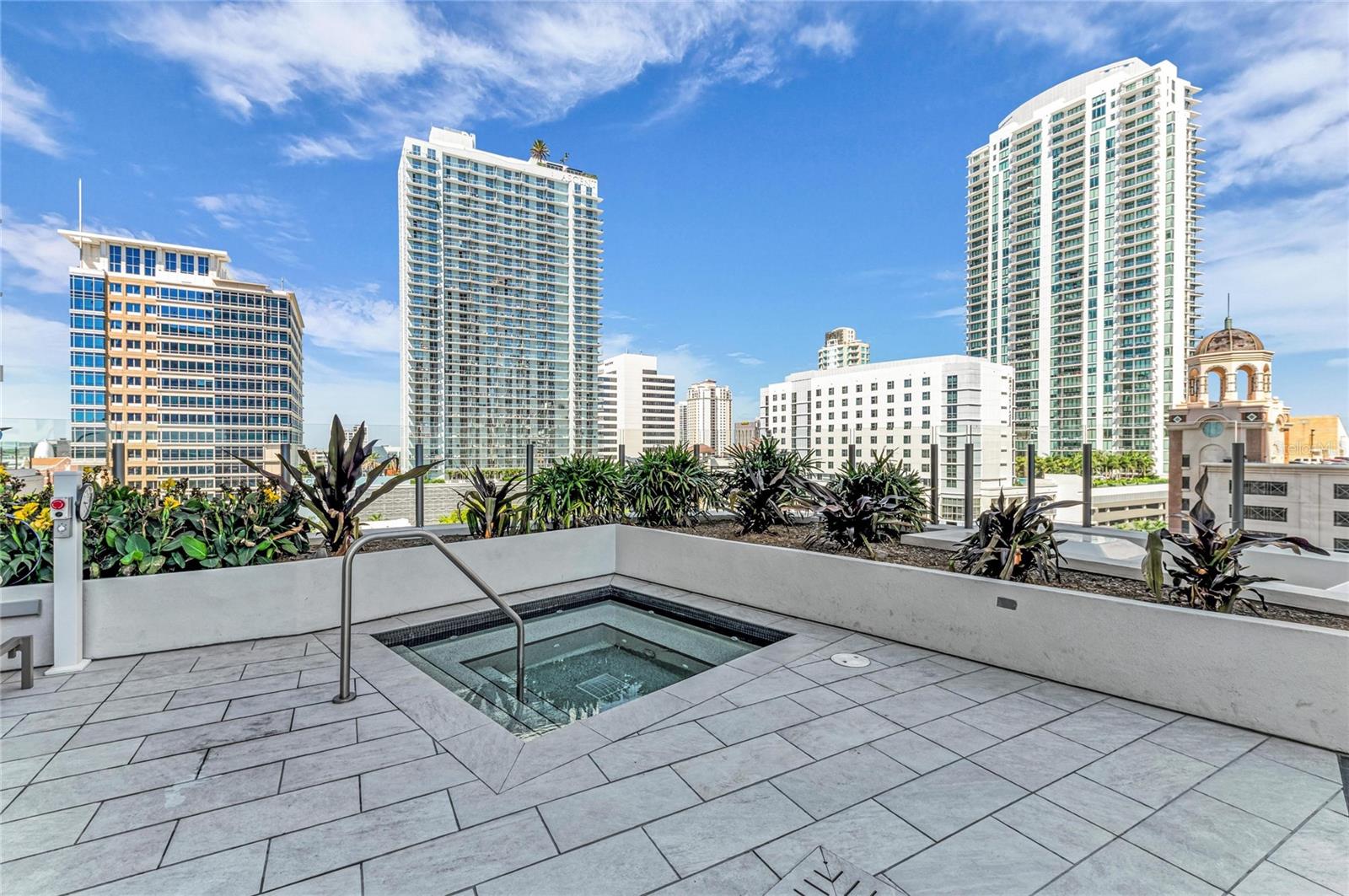 ART HOUSE CONDO - Residential Lease