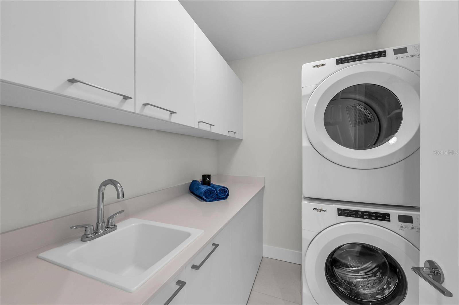 ART HOUSE CONDO - Residential Lease