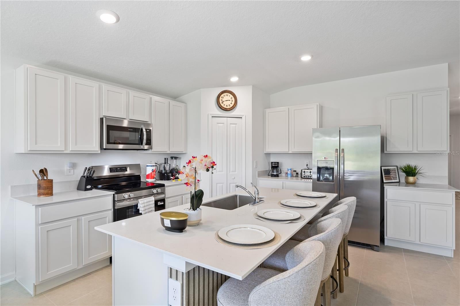 3648 ROLLING RIDGE BEND N