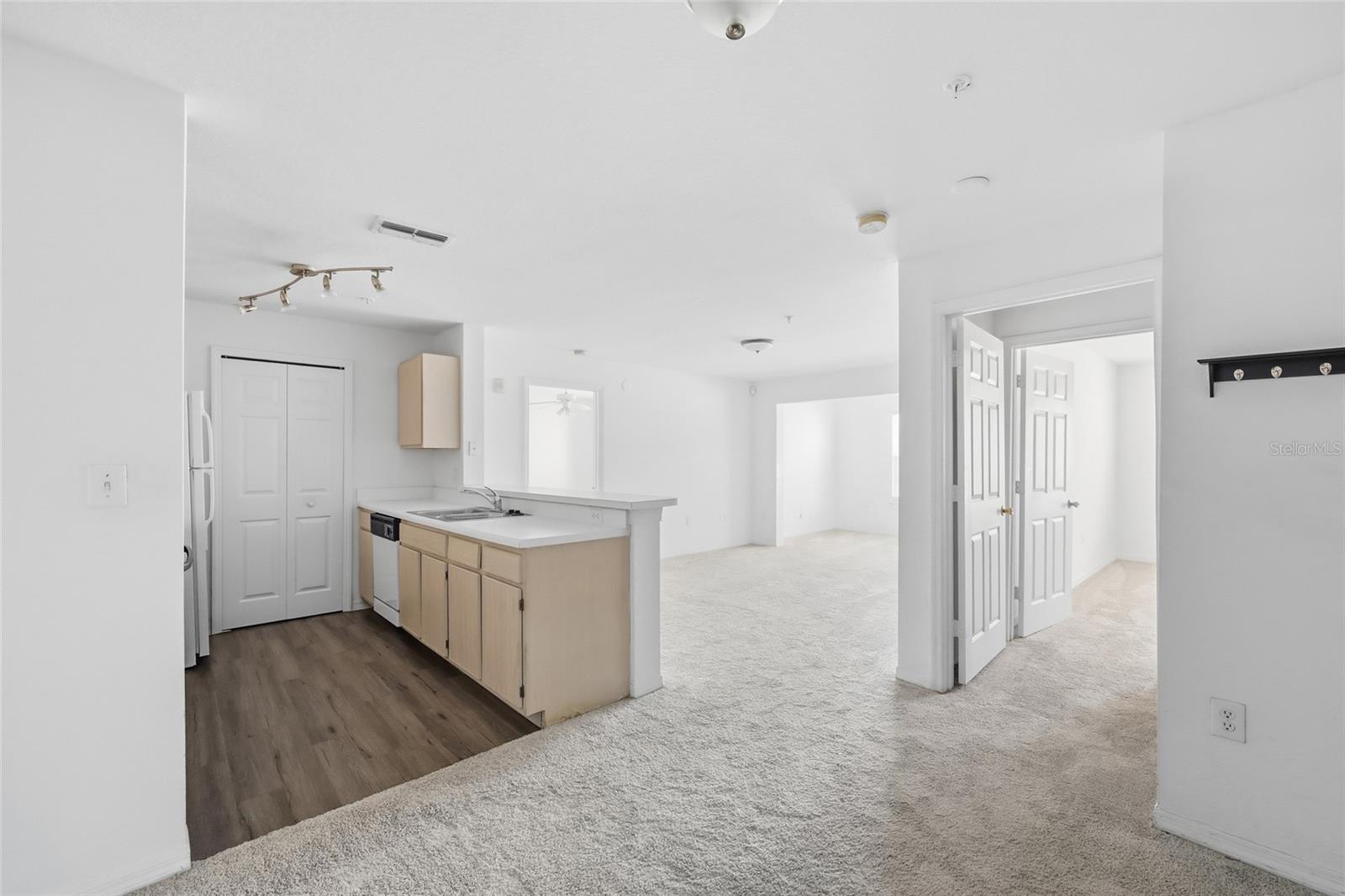 CYPRESS FAIRWAY - Residential Lease