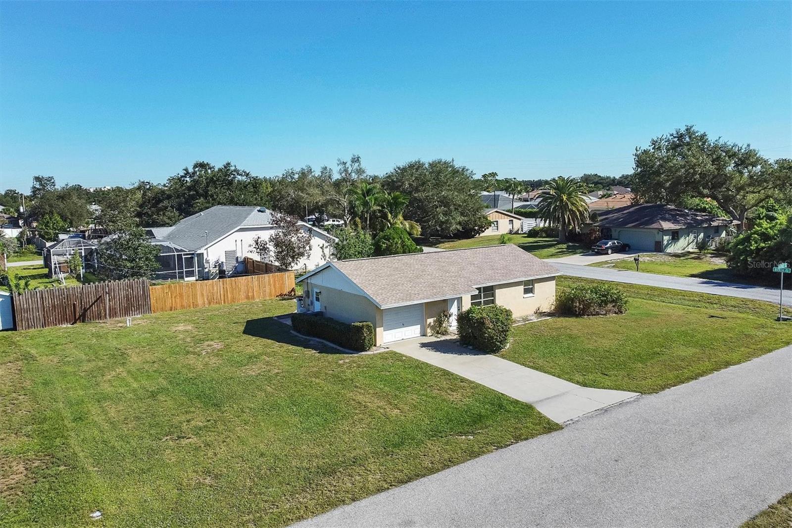 SOUTH VENICE - Residential