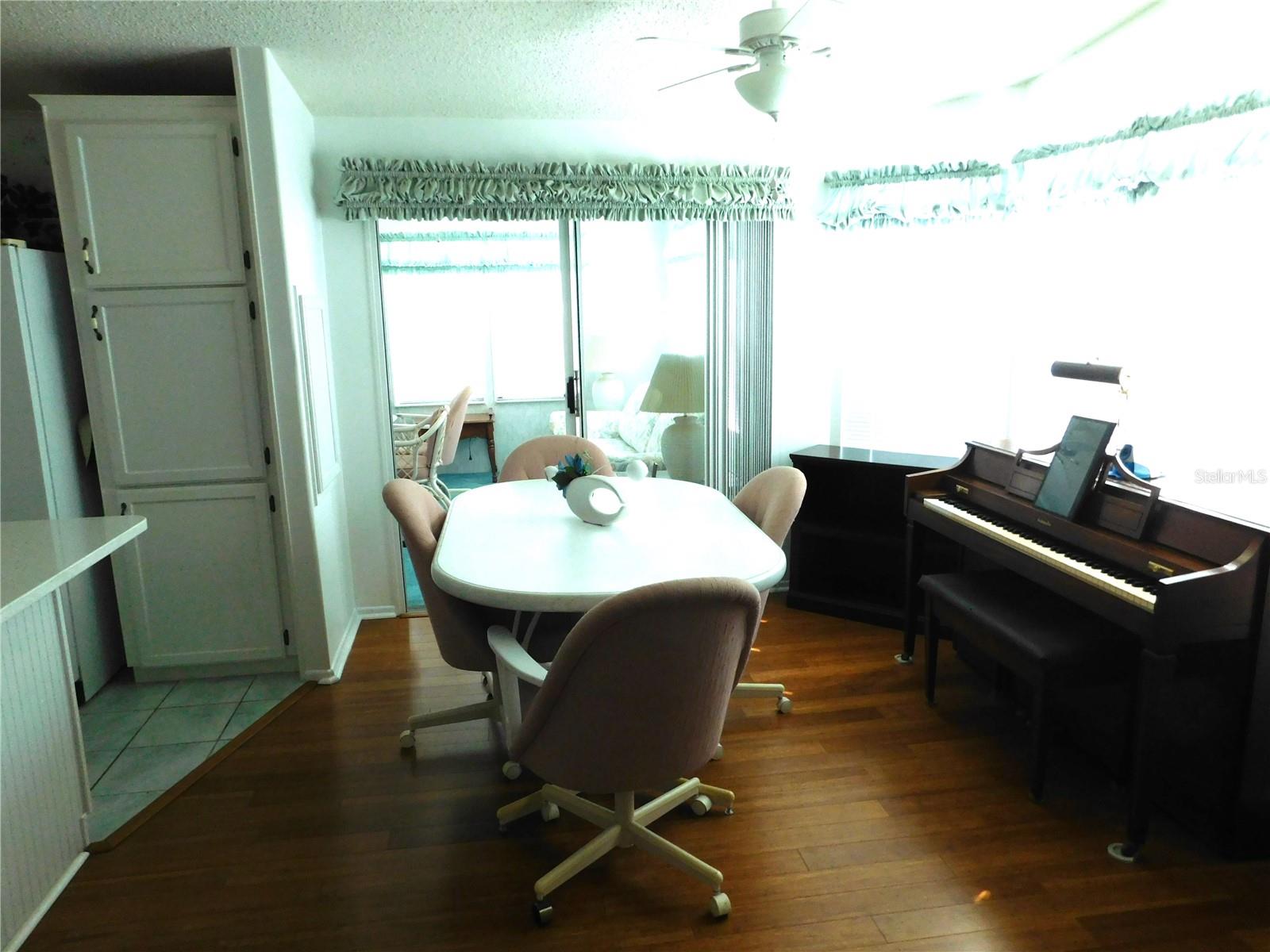 RIVERWALK MHP CO-OP - Residential