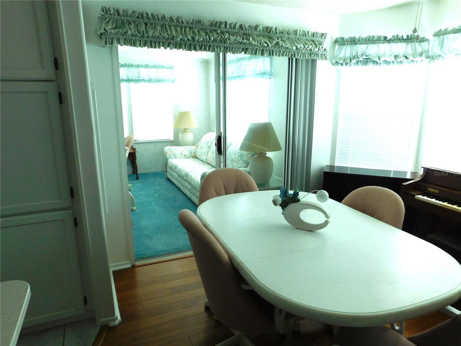 RIVERWALK MHP CO-OP - Residential