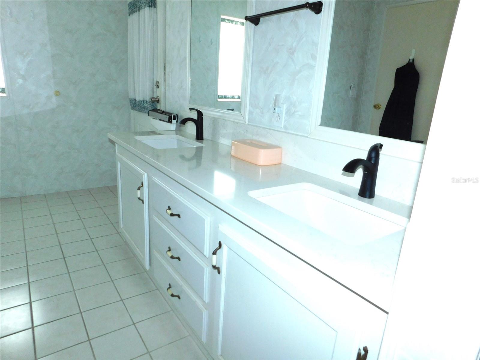 RIVERWALK MHP CO-OP - Residential
