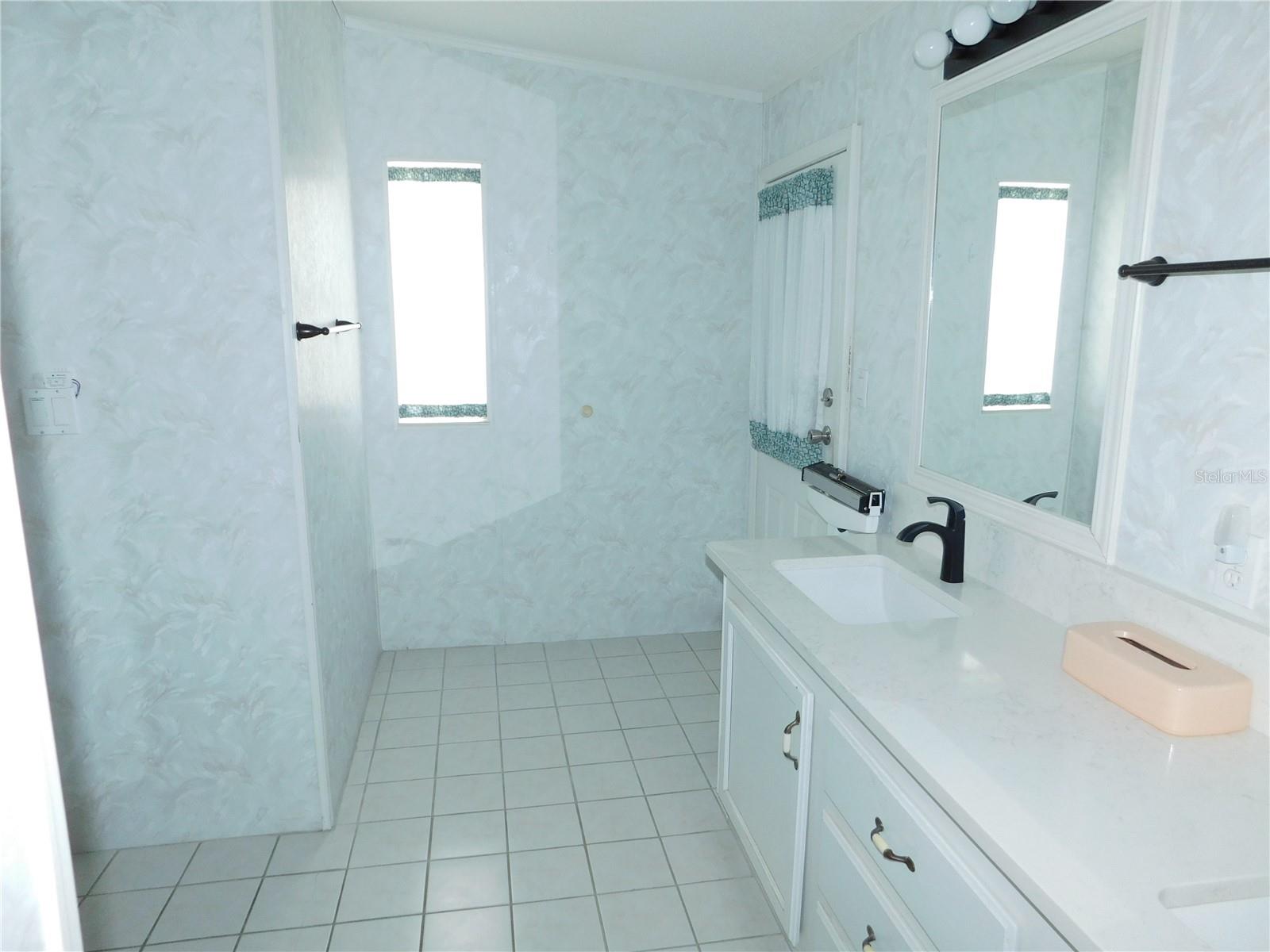 RIVERWALK MHP CO-OP - Residential