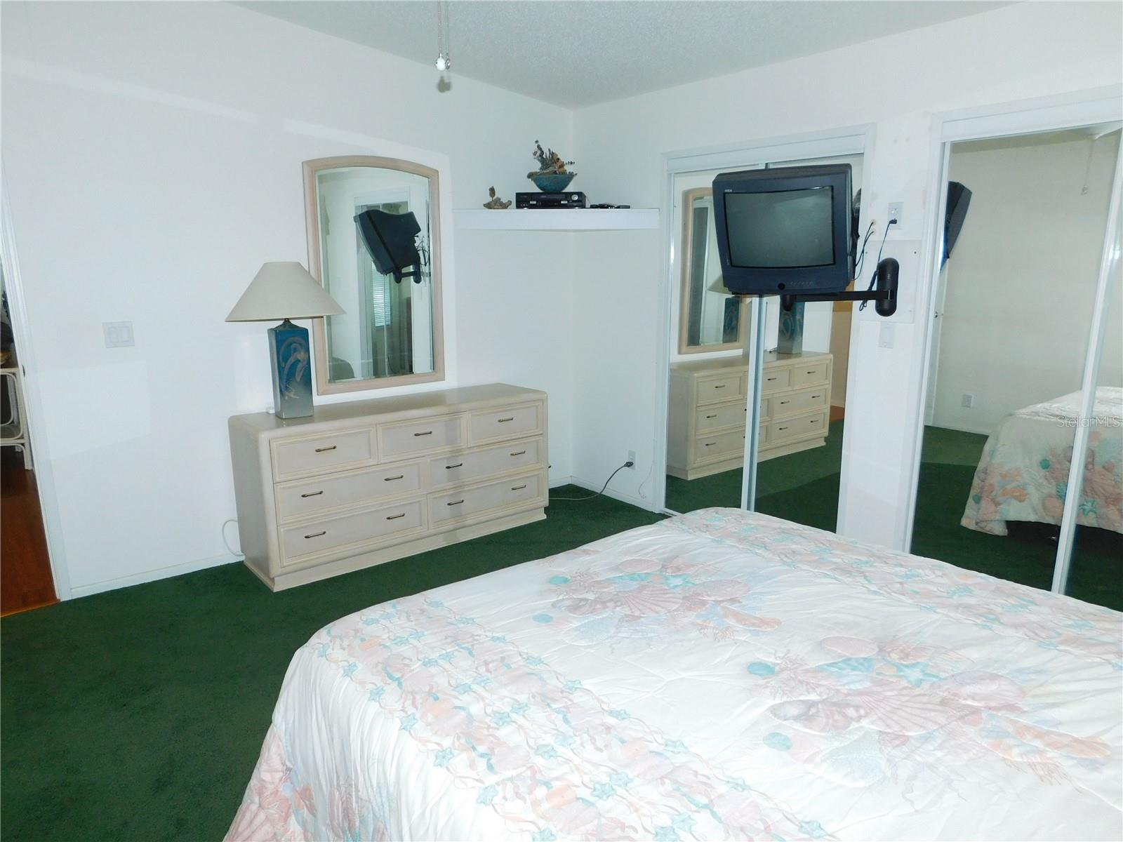 RIVERWALK MHP CO-OP - Residential