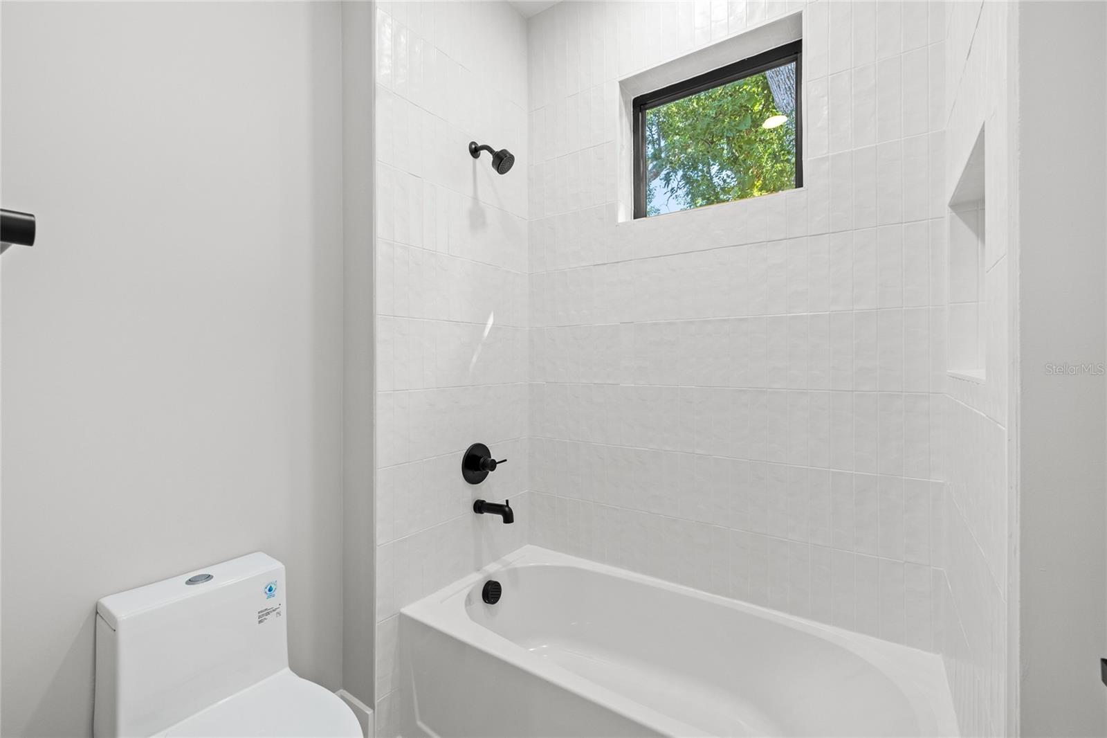 DOMAIN/CLOUSERS - Residential