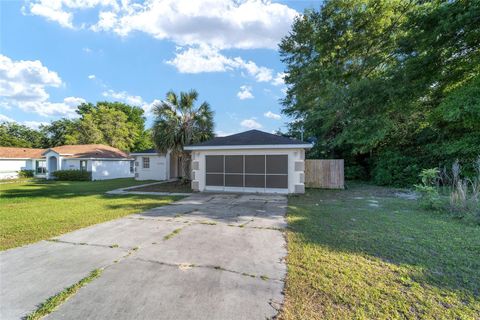 A home in DUNNELLON