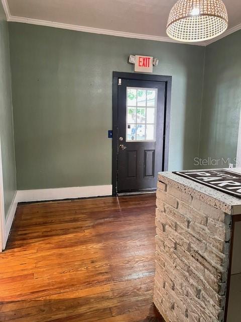 LYNWOOD PARK - Commercial Lease