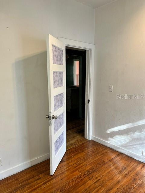 LYNWOOD PARK - Commercial Lease
