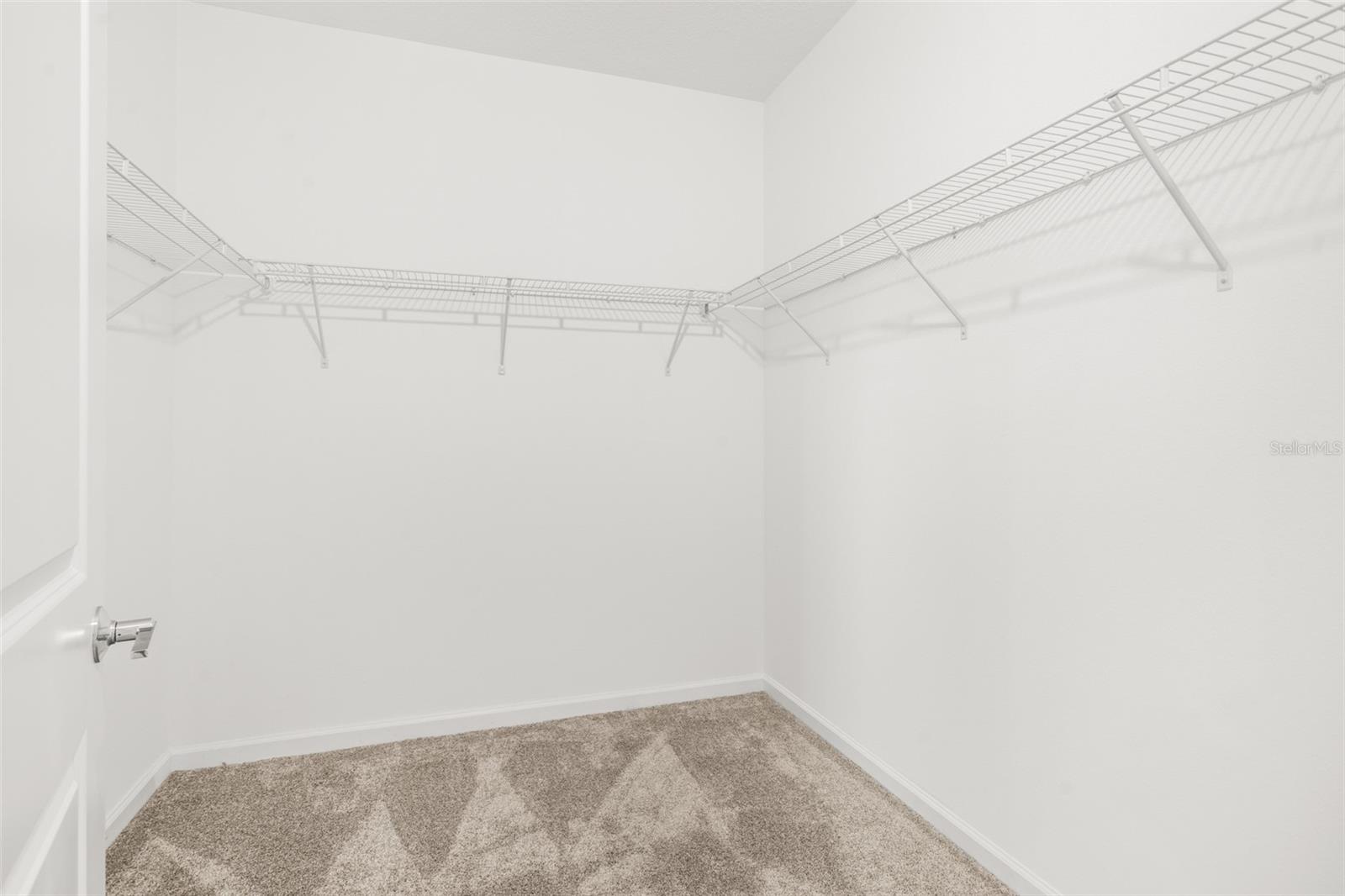 WATERSIDE/JOHNS LAKE PH 2C - Residential Lease