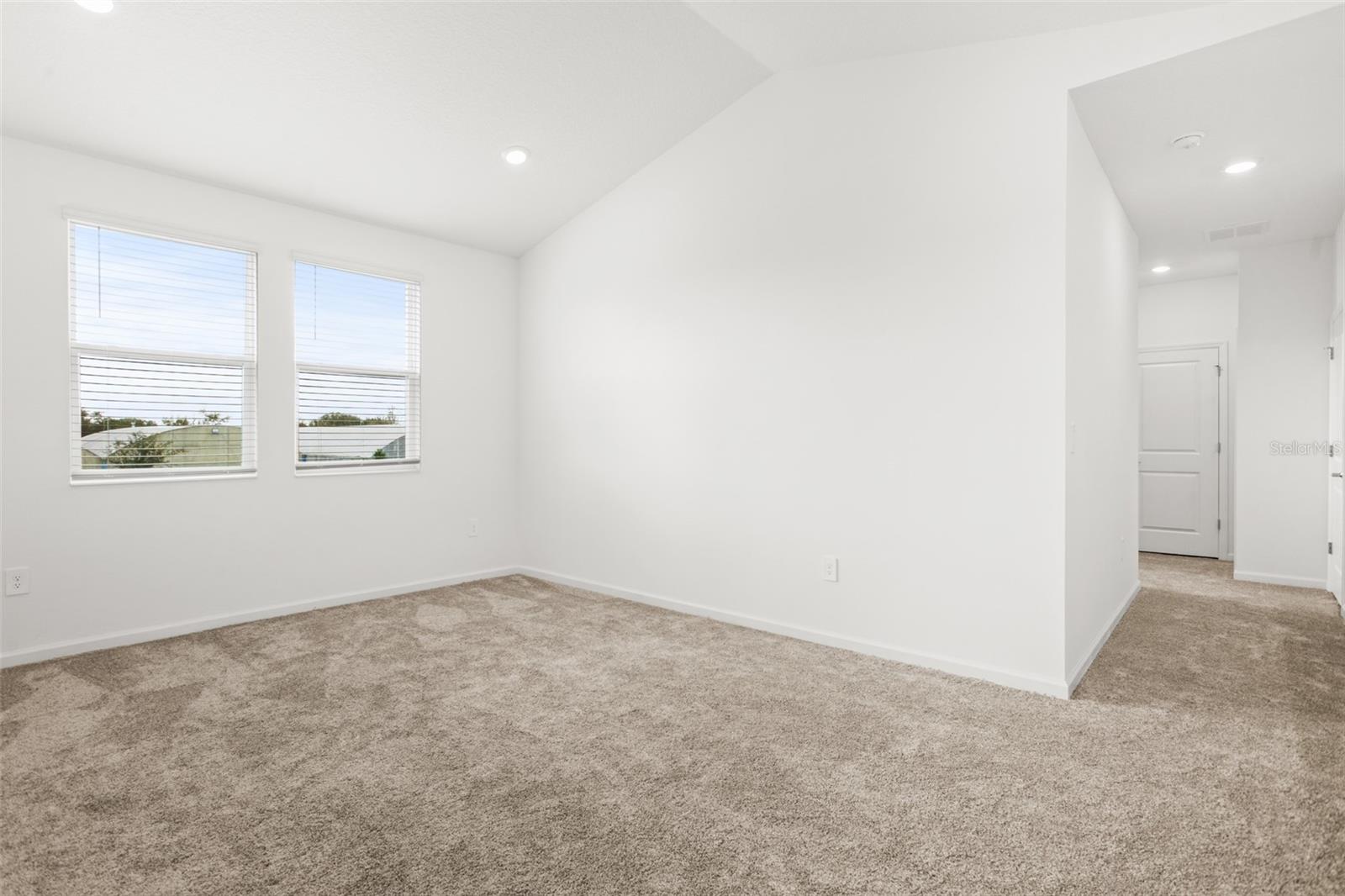 WATERSIDE/JOHNS LAKE PH 2C - Residential Lease