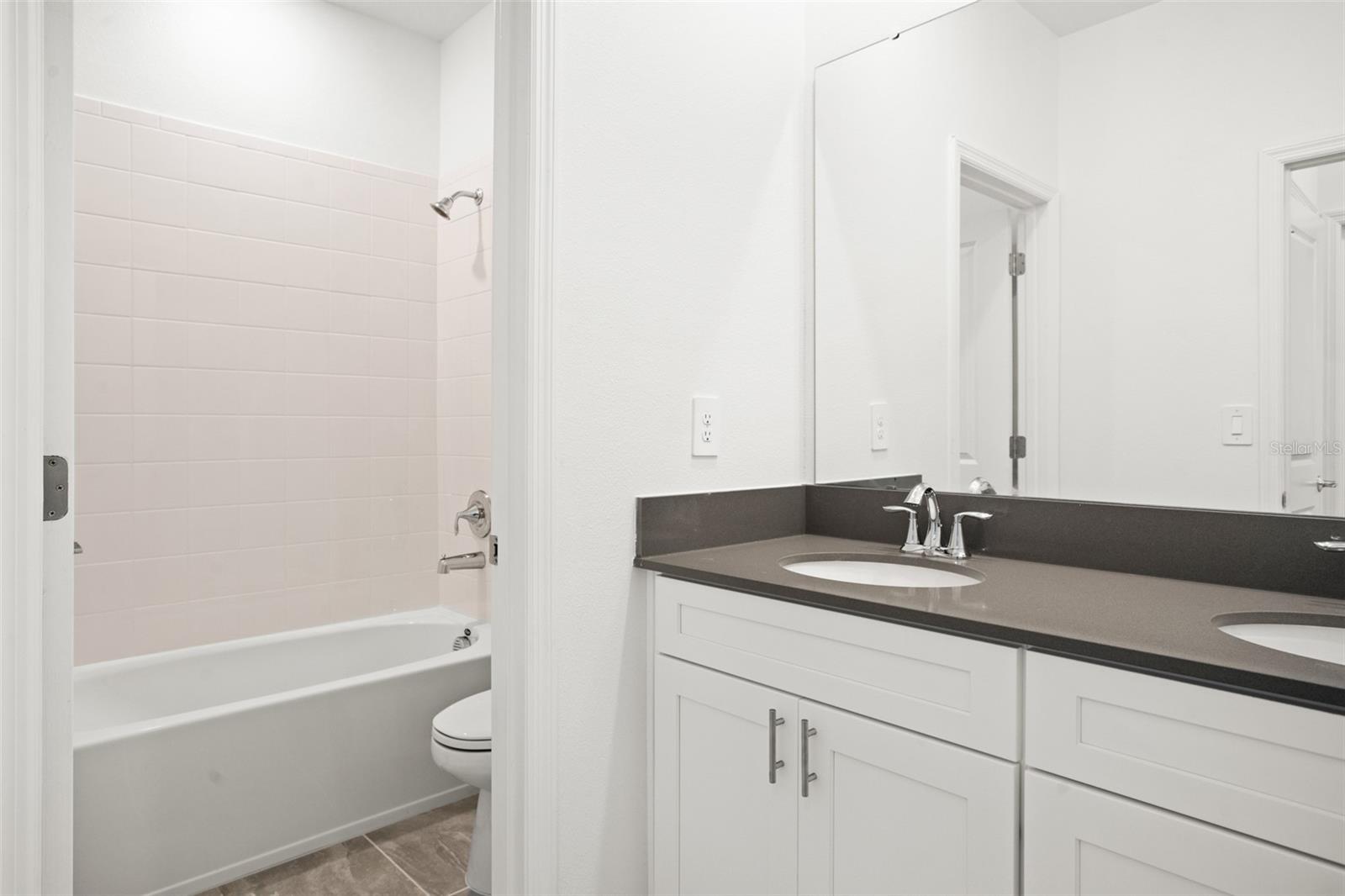 WATERSIDE/JOHNS LAKE PH 2C - Residential Lease