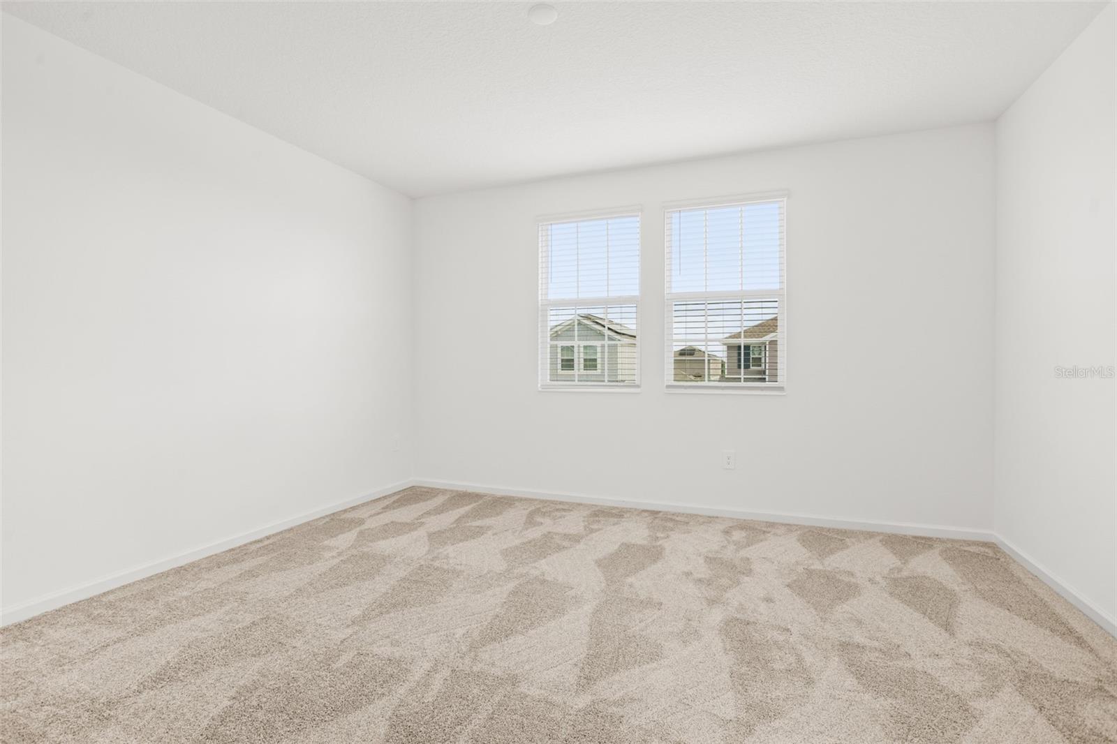 WATERSIDE/JOHNS LAKE PH 2C - Residential Lease