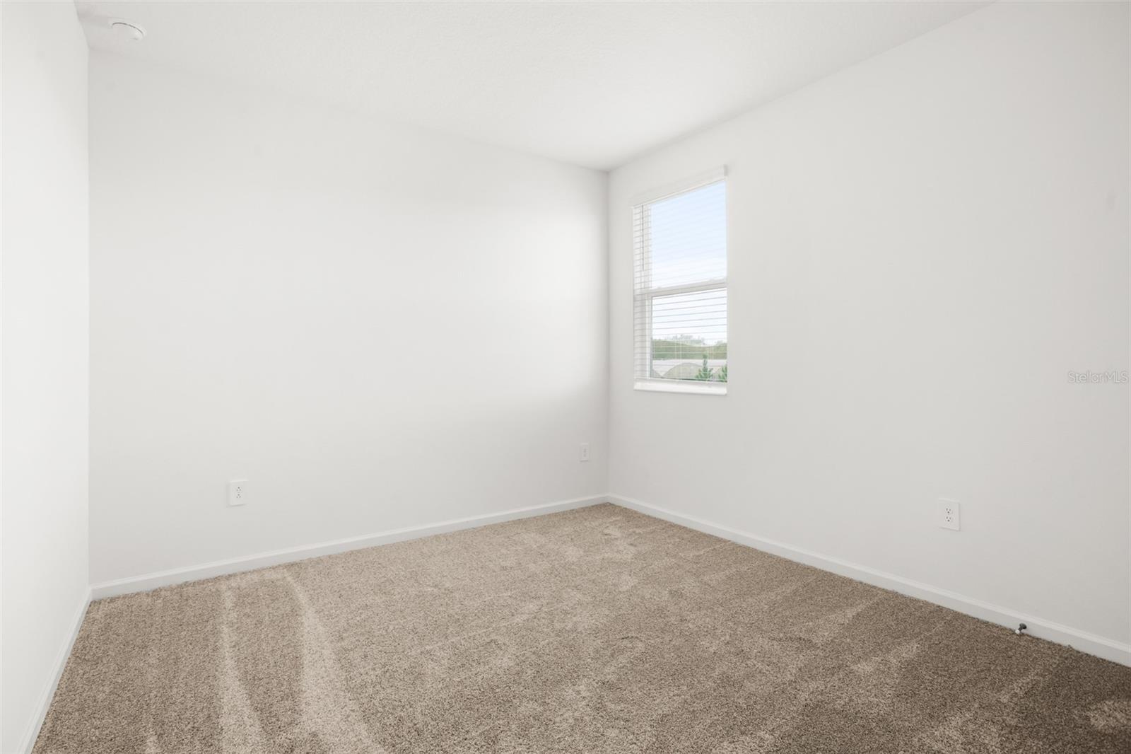 WATERSIDE/JOHNS LAKE PH 2C - Residential Lease