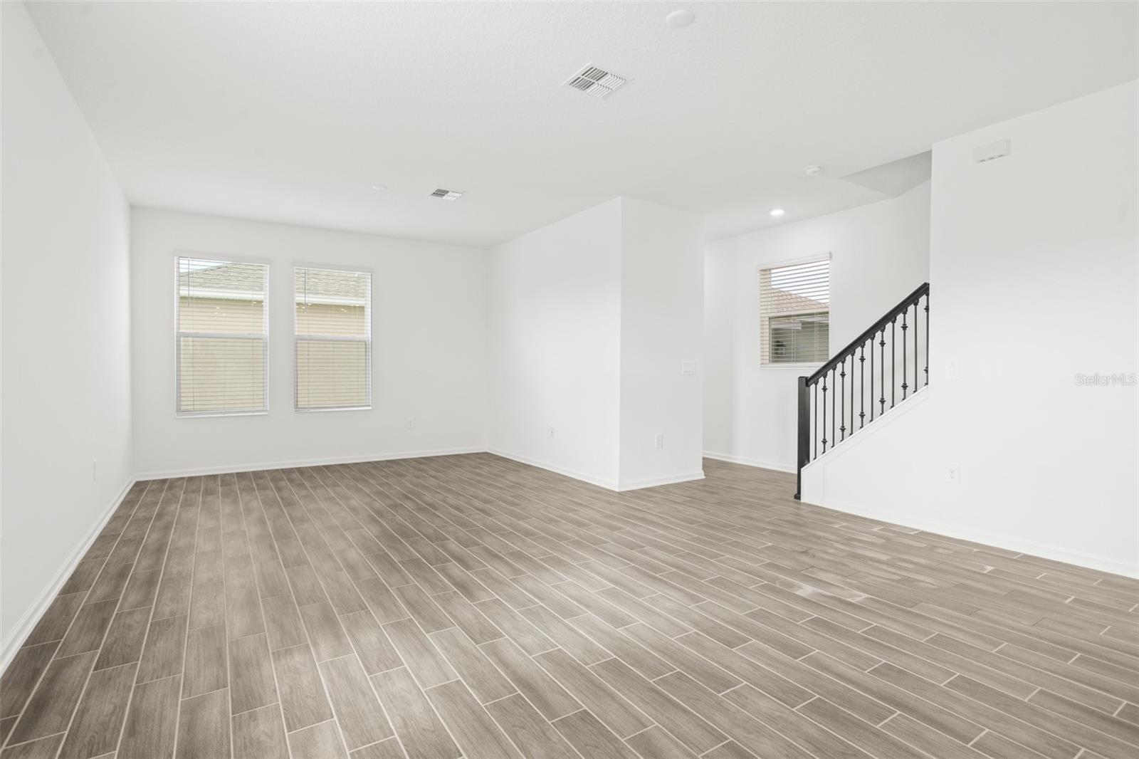 WATERSIDE/JOHNS LAKE PH 2C - Residential Lease