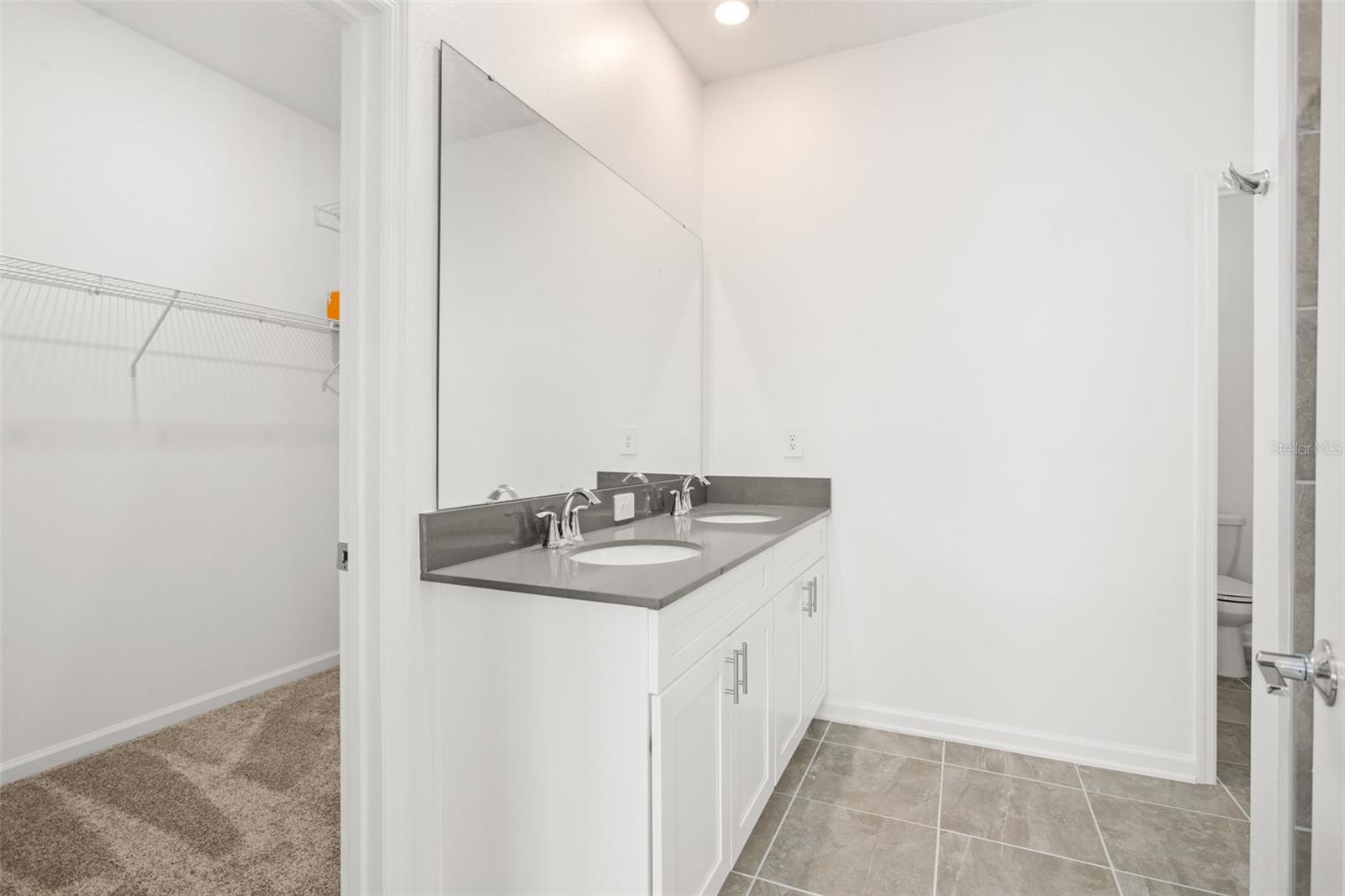 WATERSIDE/JOHNS LAKE PH 2C - Residential Lease