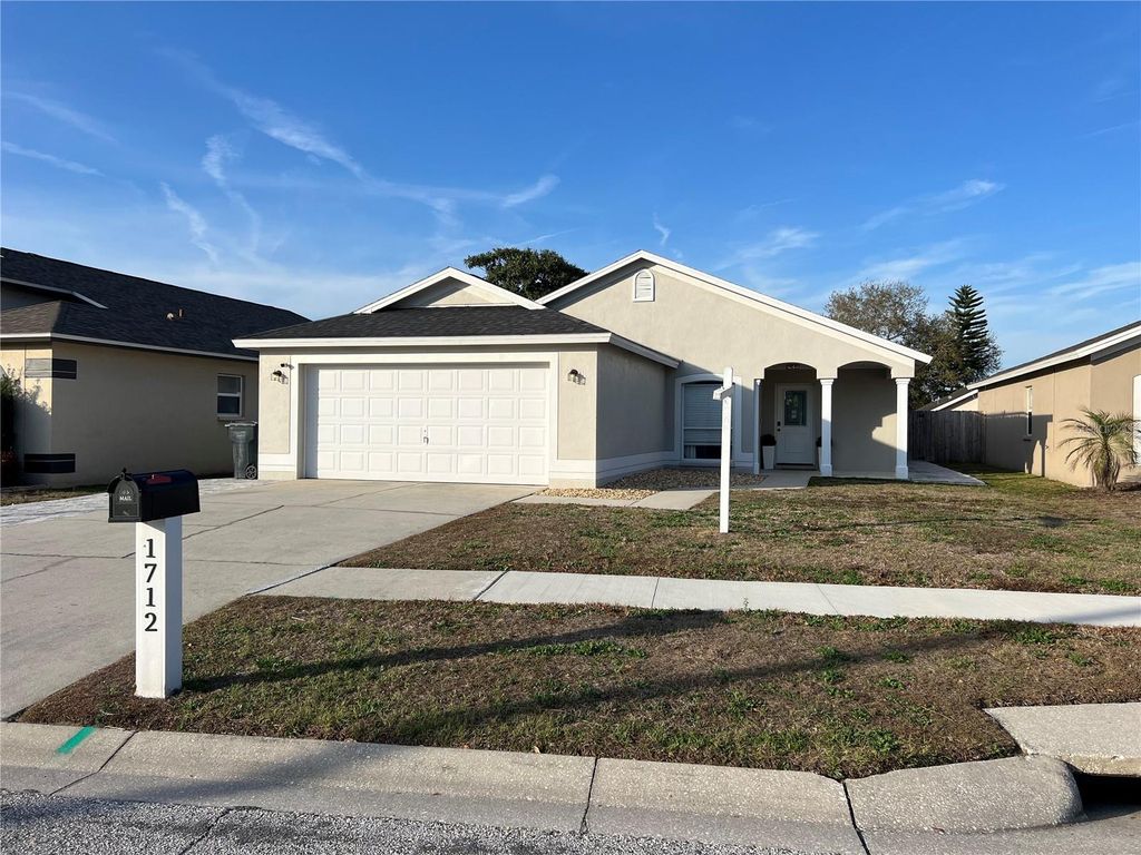 Photo of 1712 Erin Brooke Drive, Valrico, FL 33594 (MLS # TB8476481)