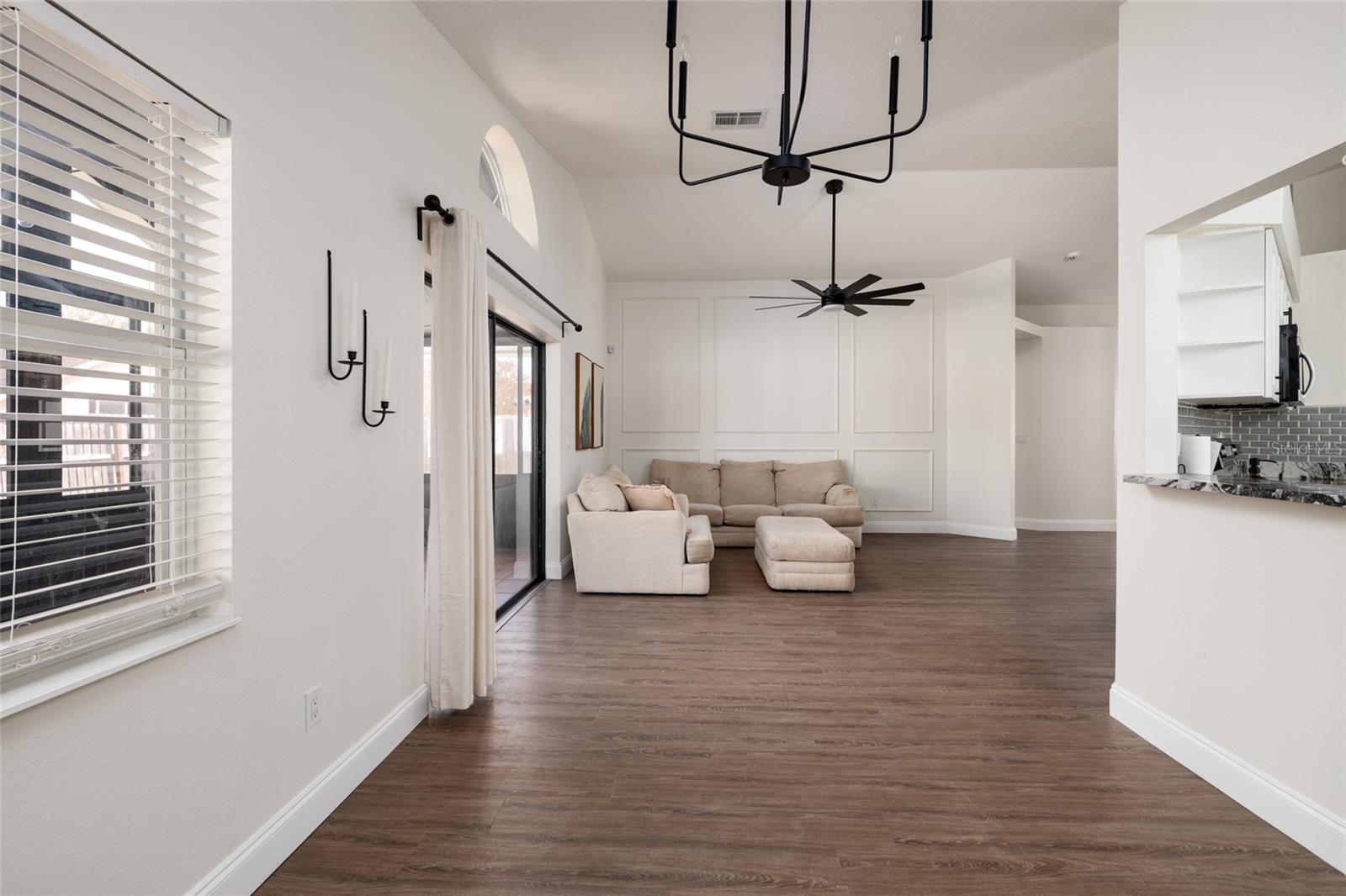 BRENTWOOD HILLS TR A UNIT 2 - Residential