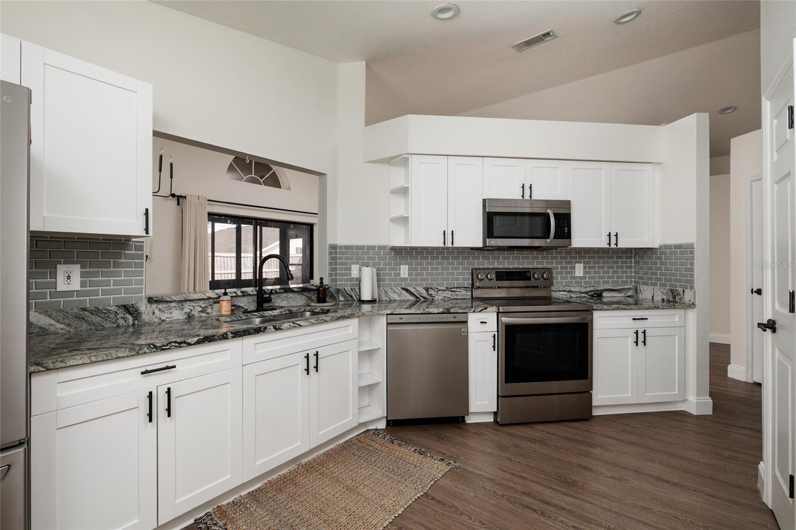 BRENTWOOD HILLS TR A UNIT 2 - Residential