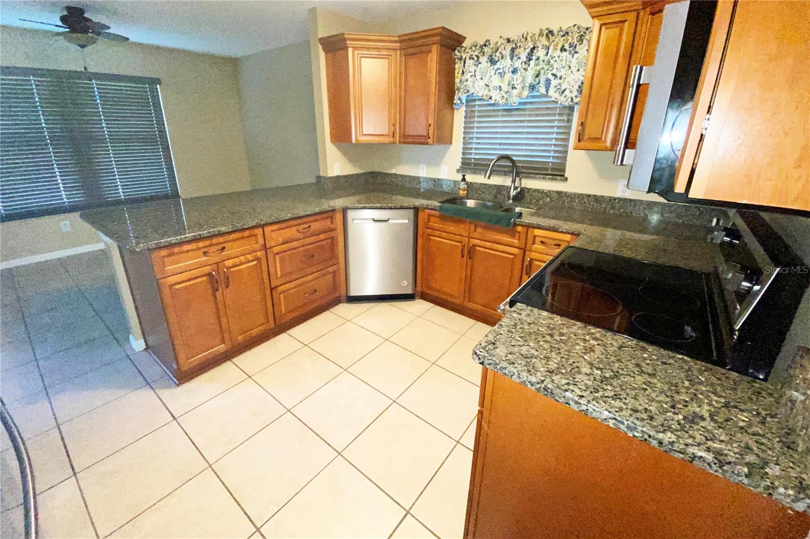 1019 PENGUIN PLACE