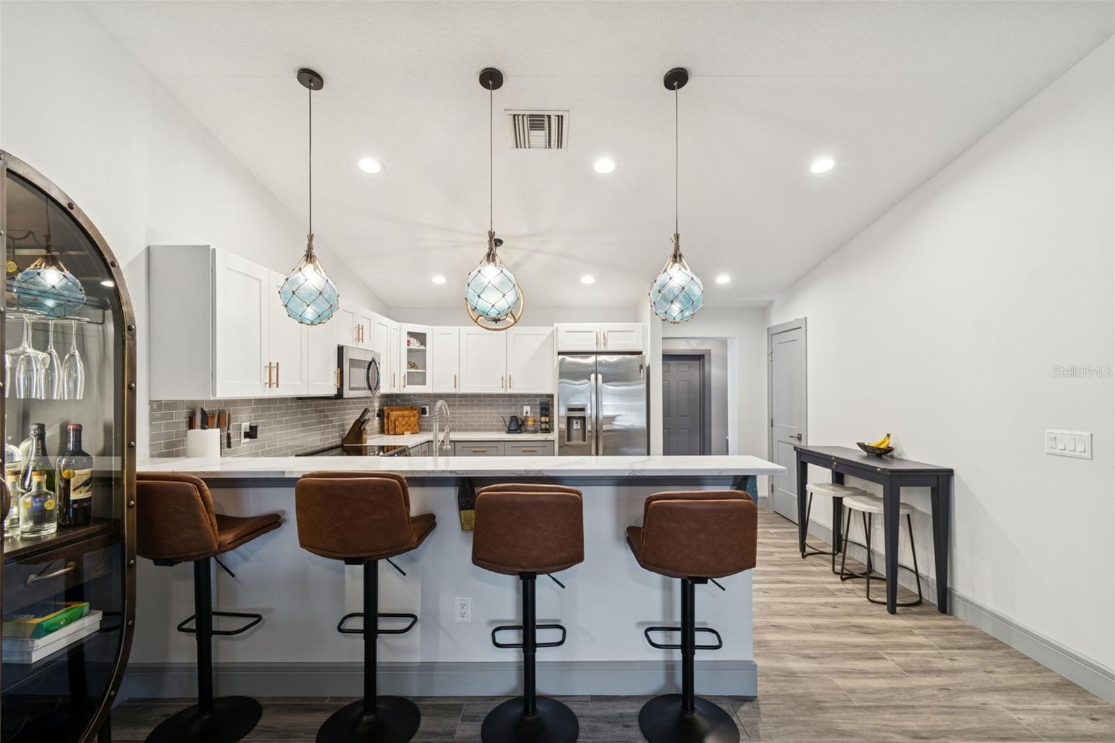 SUN-LIT SHORES - Residential Lease