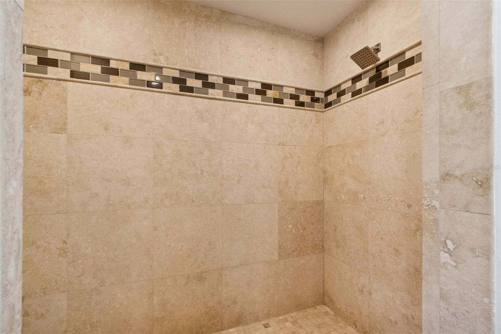 SUN-LIT SHORES - Residential Lease